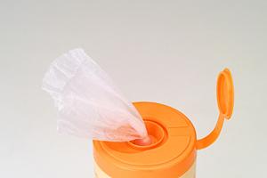 京都駅構内の地域密着型店舗「PLUSTA京都幹線中央改札内」の魅力と詳細情報